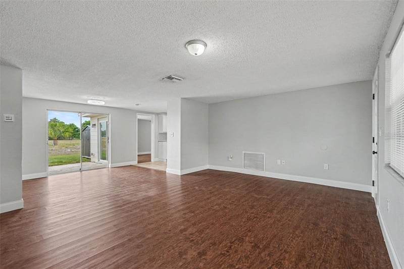 7037 Magnolia Valley Dr, New Port Richey, FL 34653