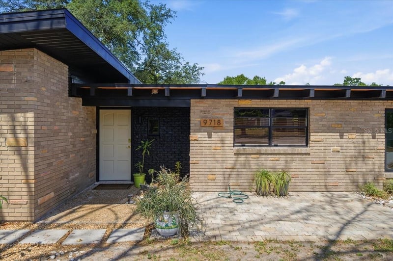 9718 Oregon Ave, Tampa, FL 33612