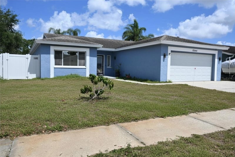 12041 70th St, Largo, FL 33773