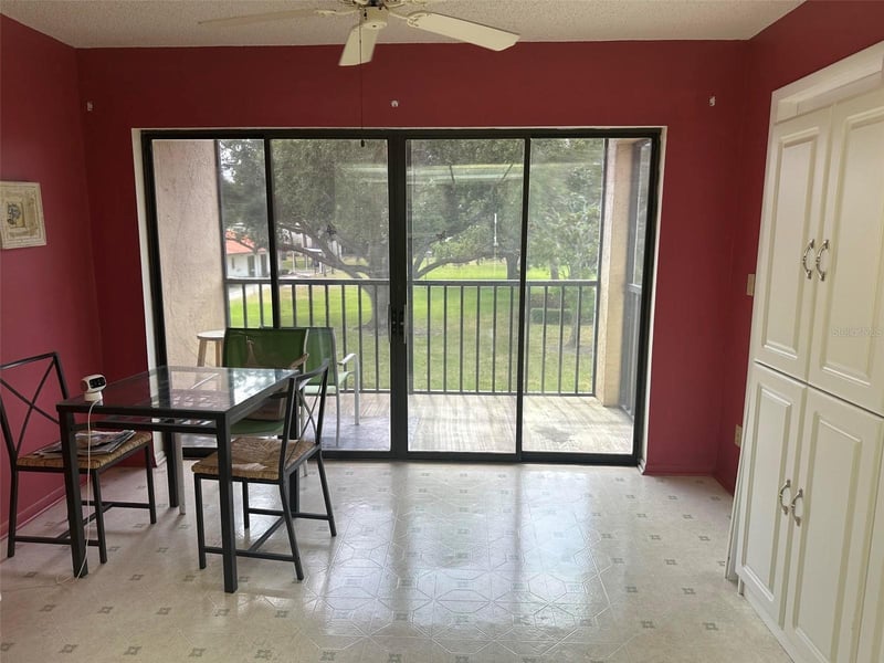 5090 Bay St #220, St Petersburg, FL 33703