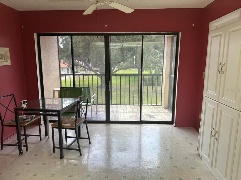 5090 Bay St #220, St Petersburg, FL 33703