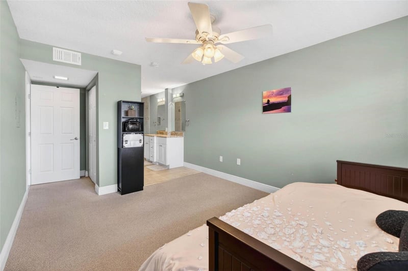5555 Gulf Blvd #402, St Pete Beach, FL 33706