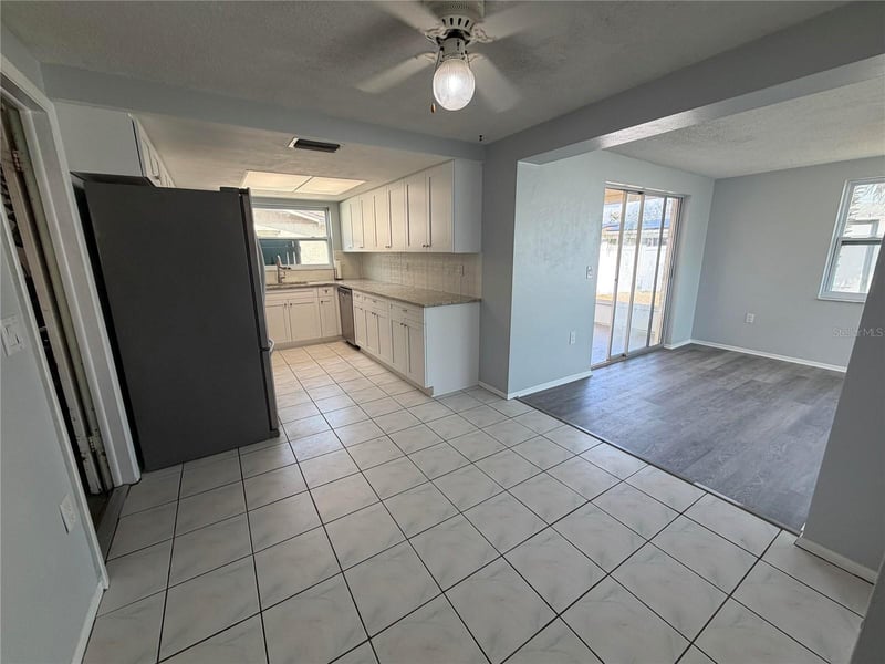 10826 Piccadilly Rd, Port Richey, FL 34668