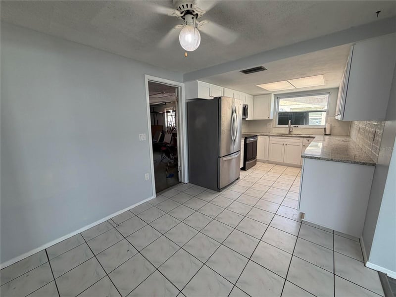 10826 Piccadilly Rd, Port Richey, FL 34668