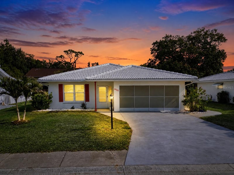 4405 Lakewood Ave, Bradenton, FL 34208