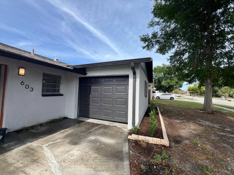 603 65th Ave Dr, Bradenton, FL 34207