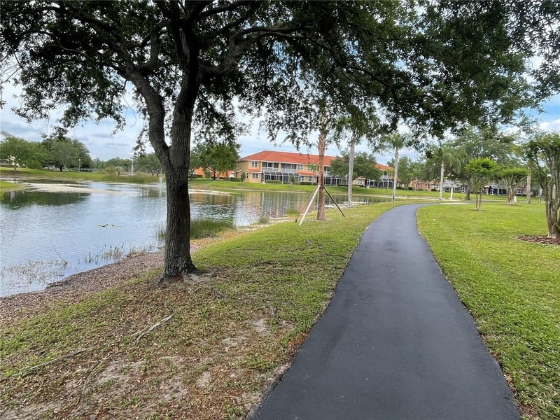 6808 Dali Ave #204, Land O Lakes, FL 34637