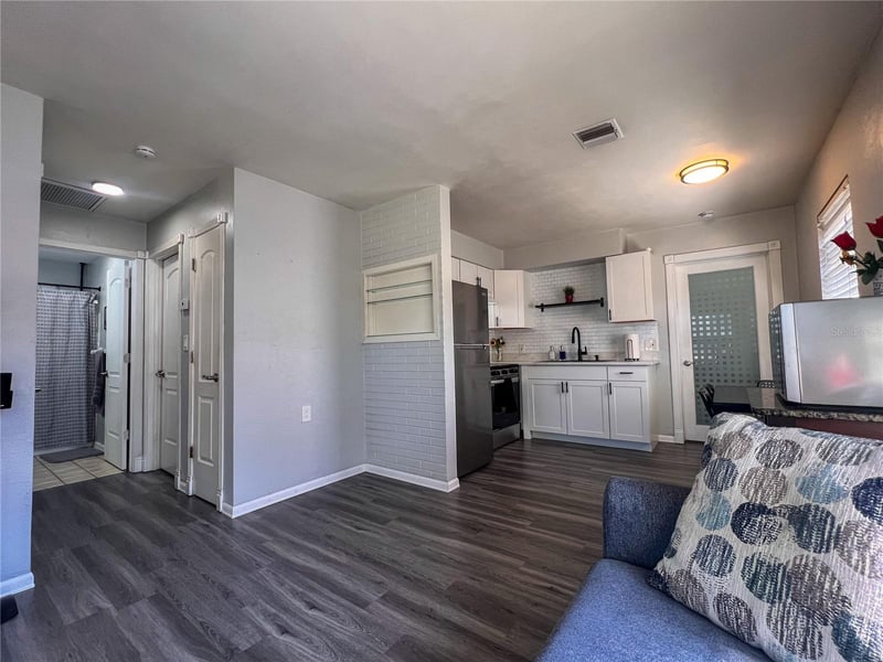 772 71st Ave, St Petersburg, FL 33702