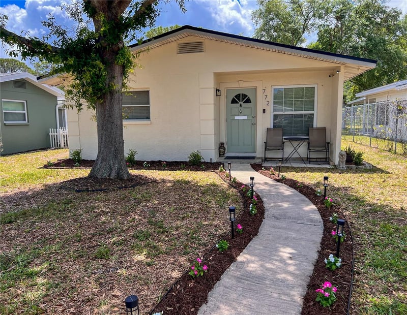 772 71st Ave, St Petersburg, FL 33702