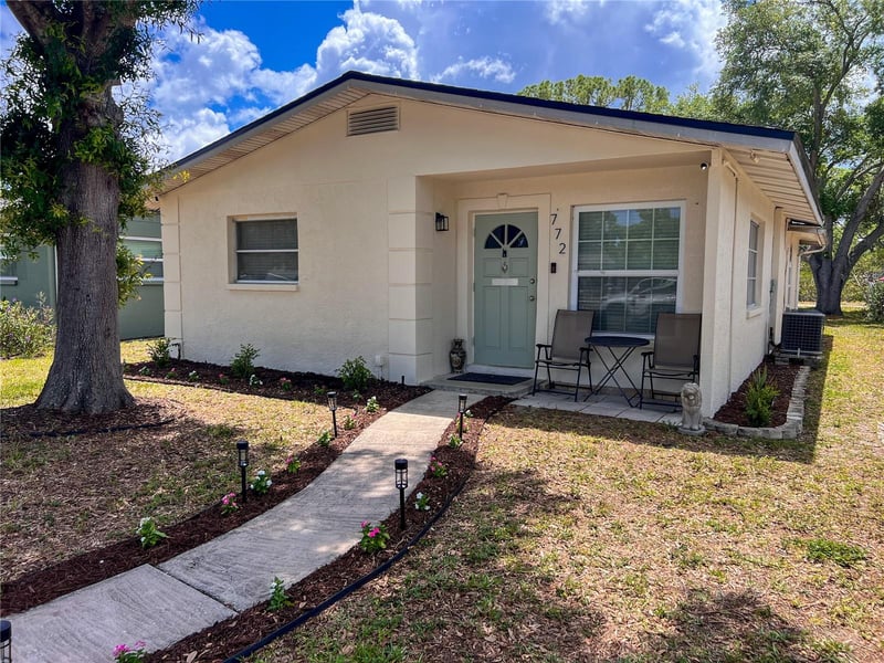 772 71st Ave, St Petersburg, FL 33702