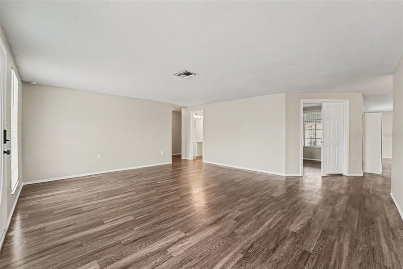 10111 Gardenia Ln, Port Richey, FL 34668