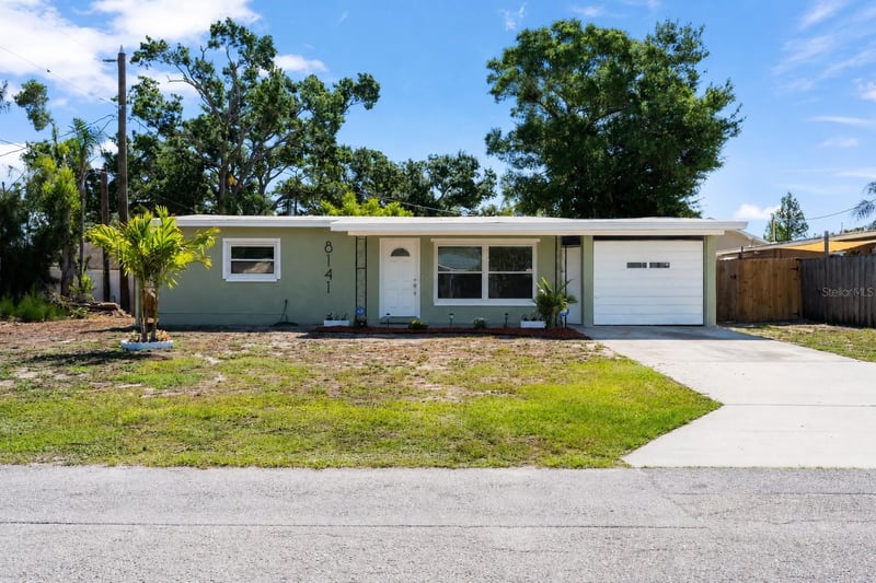 8141 42nd St, Pinellas Park, FL 33781
