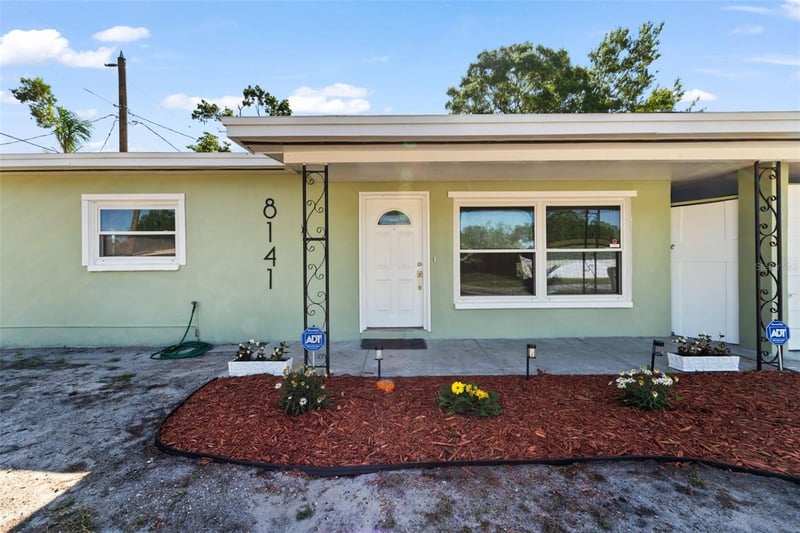 8141 42nd St, Pinellas Park, FL 33781