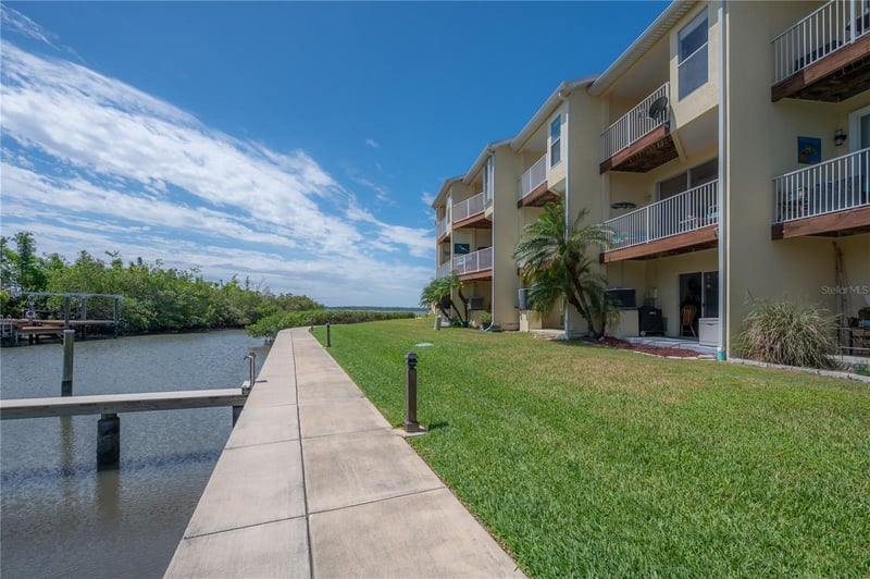 119 Brent Cir, Oldsmar, FL 34677