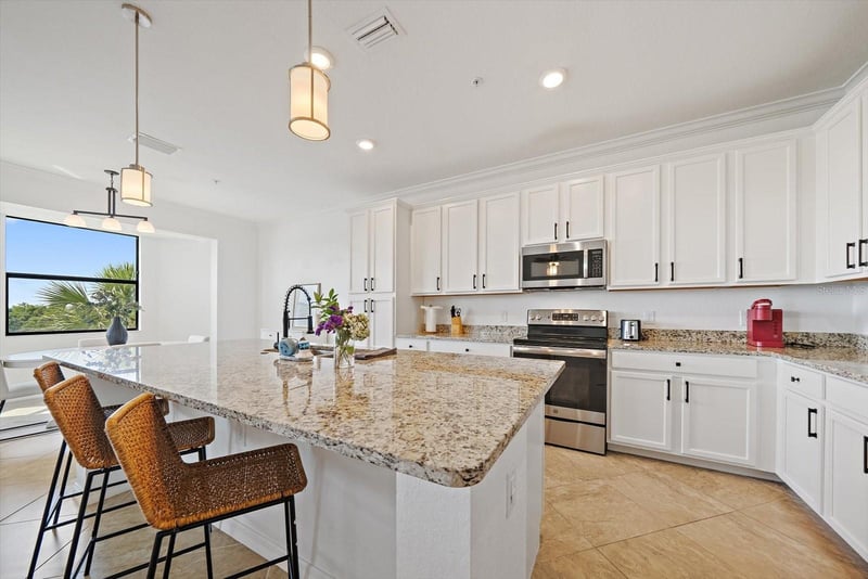 17006 Vardon Ter #401, Bradenton, FL 34211