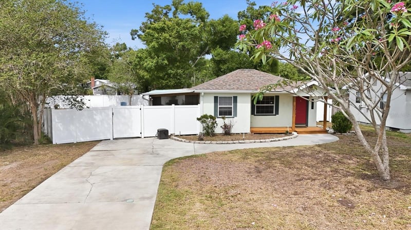 4608 46th St, St Petersburg, FL 33714