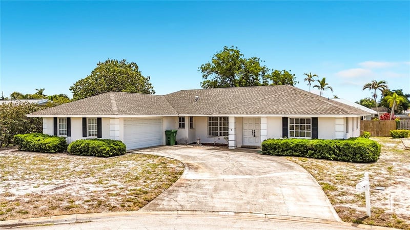 7401 13th Ave, Bradenton, FL 34209