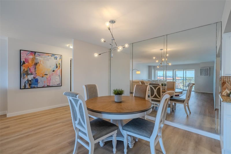 10355 Paradise Blvd #511, Treasure Island, FL 33706