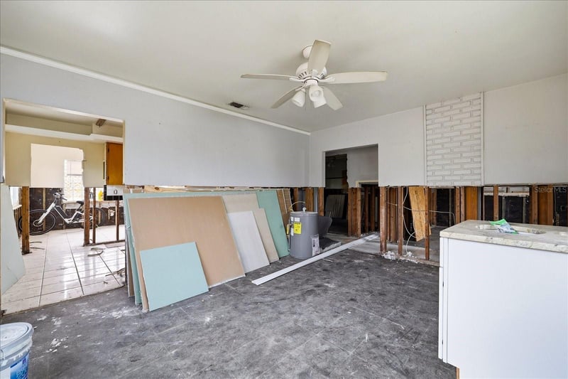 451 Virginia Ave, Madeira Beach, FL 33708