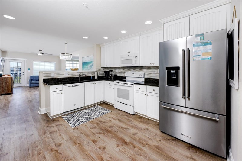 399 2nd St #718, Indian Rocks Beach, FL 33785
