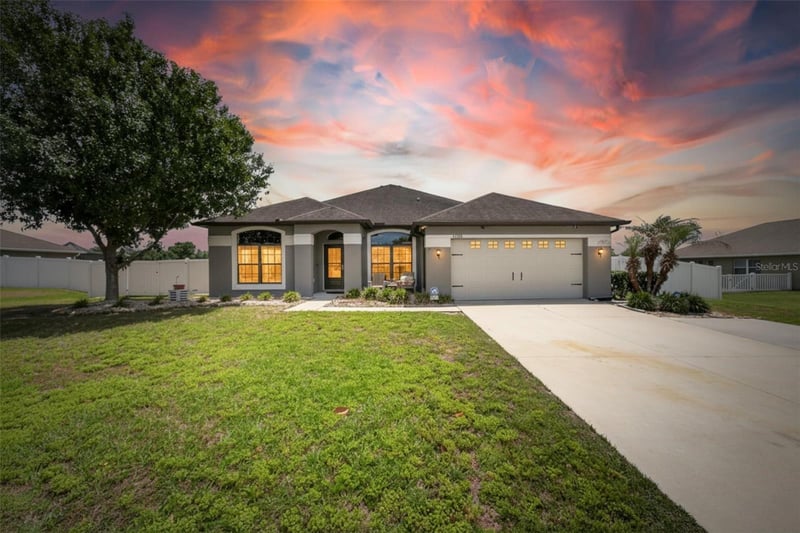 32138 Oak Glen Dr, San Antonio, FL 33576