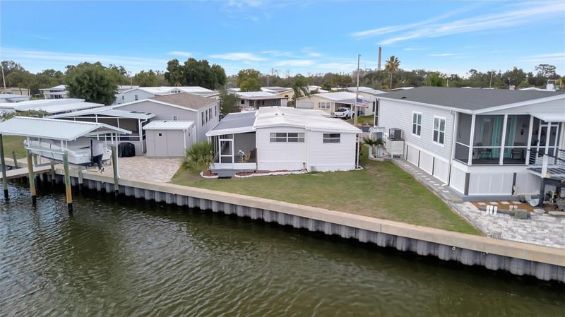 162 S Saint Thomas Cir, Apollo Beach, FL 33572