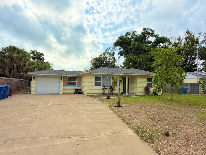 626 74th St, St Petersburg, FL 33710