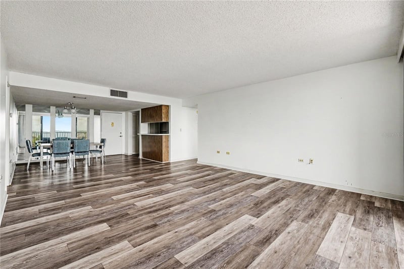 450 Treasure Island CAUSEWAY #601, Treasure Island, FL 33706
