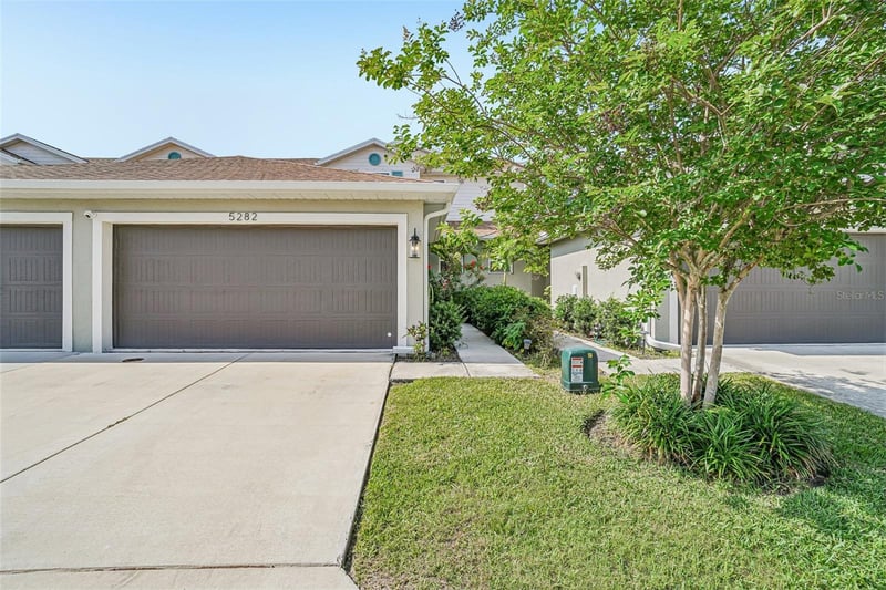 5282 Neil Dr, St Petersburg, FL 33714