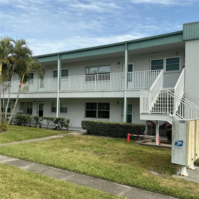 5267 81st St N #26, St Petersburg, FL 33709