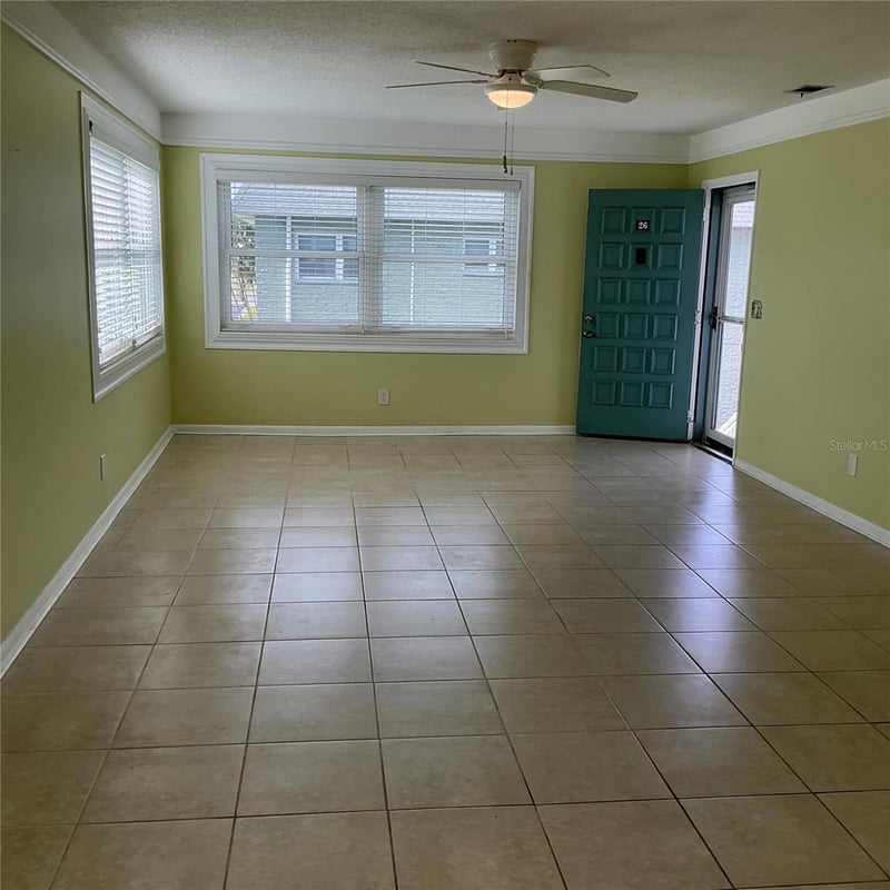 5267 81st St N #26, St Petersburg, FL 33709
