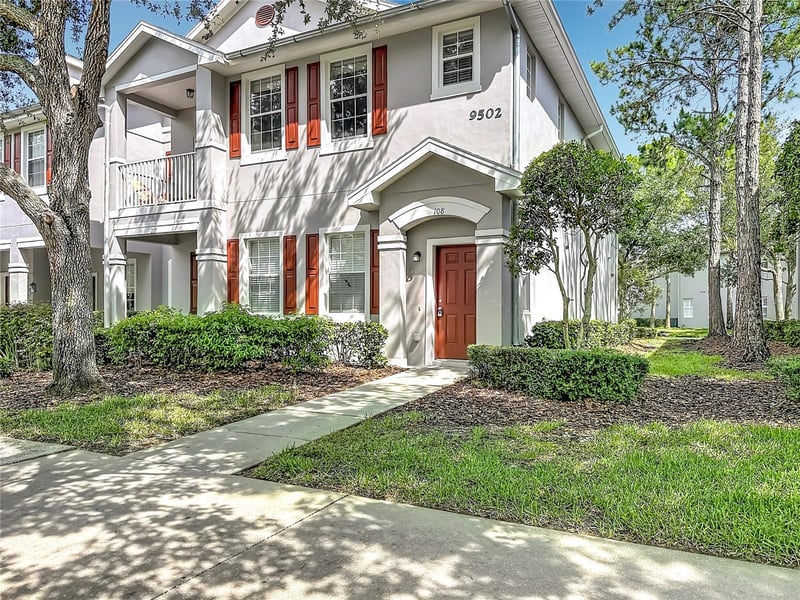 9502 Park Village Dr #108, Tampa, FL 33626