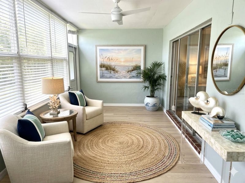 1819 Shore Dr #103, South Pasadena, FL 33707
