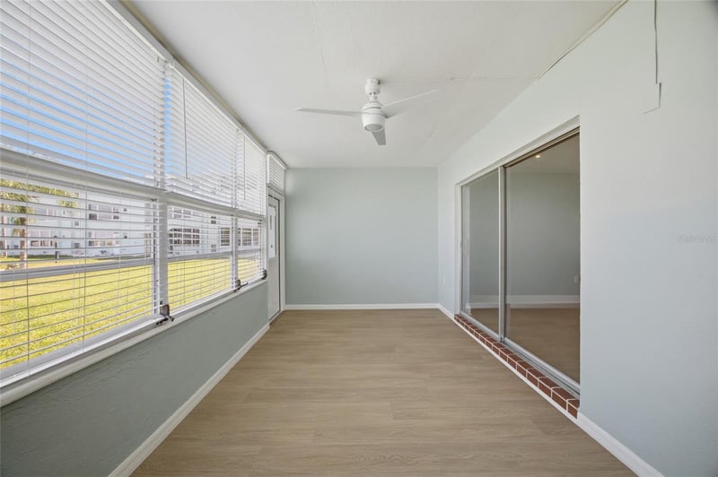 1819 Shore Dr #103, South Pasadena, FL 33707