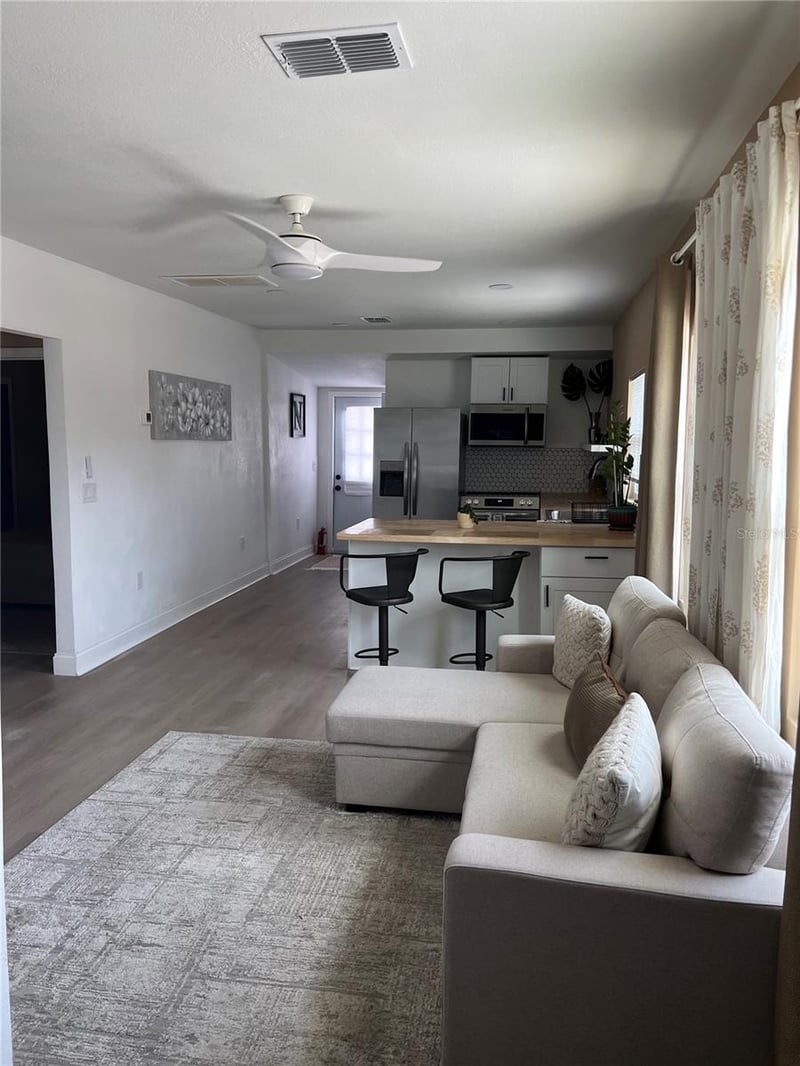 3859 9th Ave, St Petersburg, FL 33711