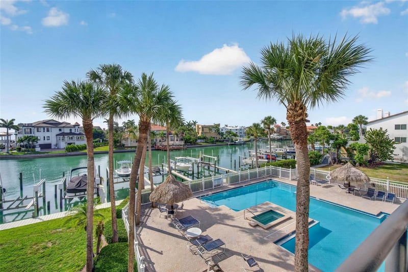 363 Pinellas Bayway #42, St Petersburg, FL 33715