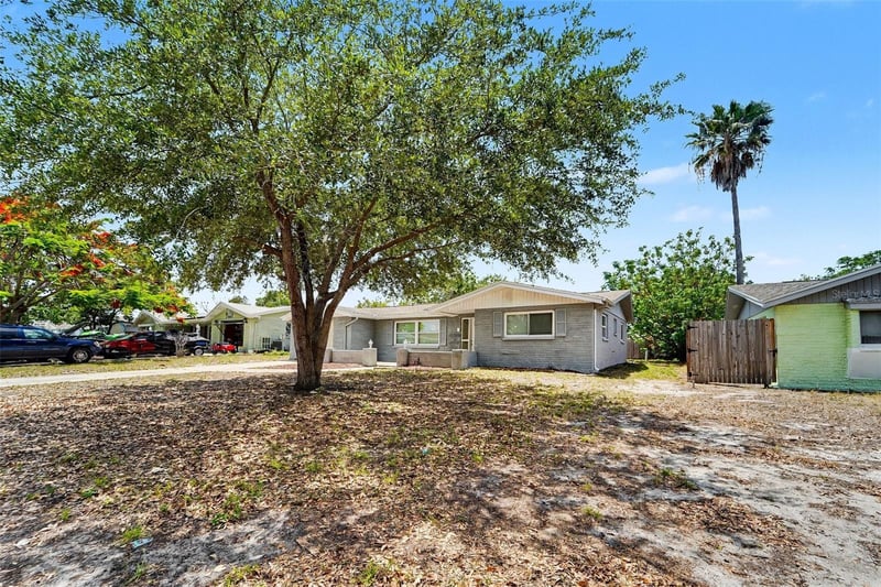 10815 Leeds Rd, Port Richey, FL 34668