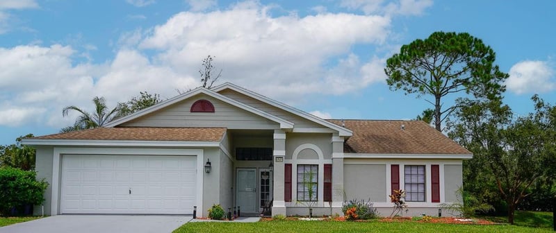 8141 Golf Club Ct, Hudson, FL 34667
