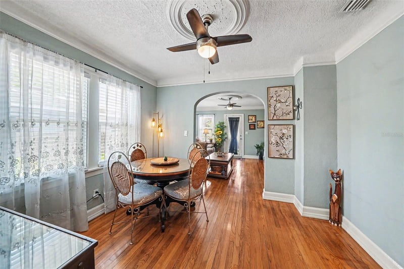 2827 9th Ave, St Petersburg, FL 33713