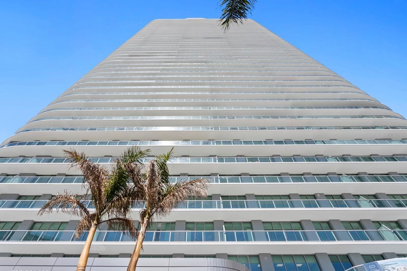 400 Central Ave #1704, St Petersburg, FL 33701