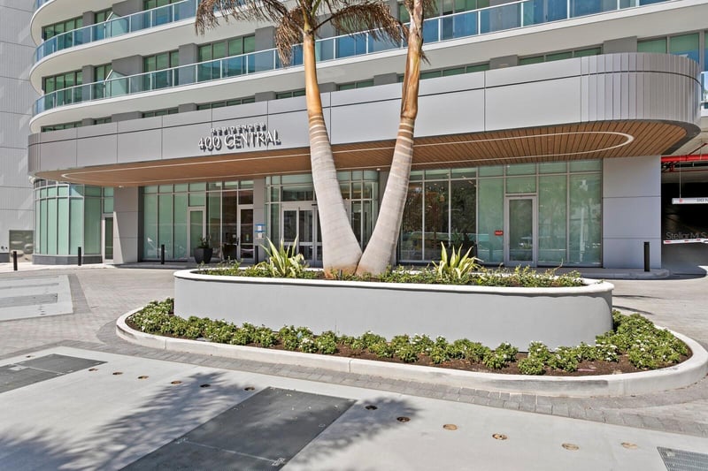 400 Central Ave #1704, St Petersburg, FL 33701