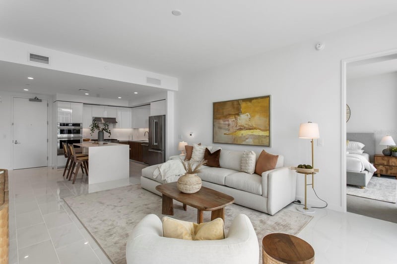 400 Central Ave #1704, St Petersburg, FL 33701