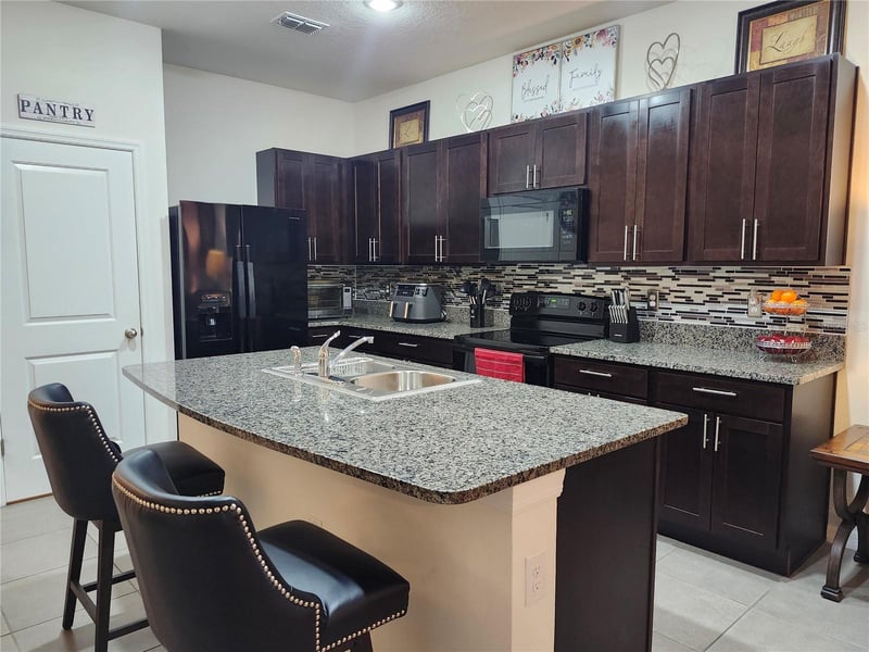 3247 Pleasant Willow Ct, Brandon, FL 33511