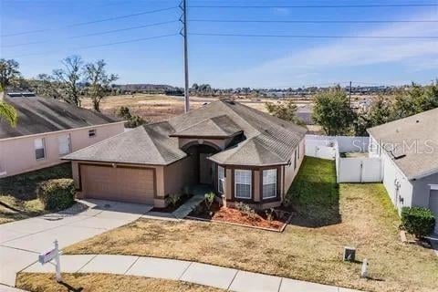 7637 Merchantville Cir, Zephyrhills, FL 33540