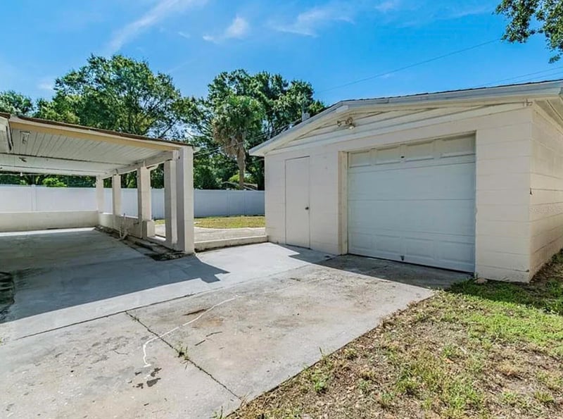 4710 Knights Ave, Tampa, FL 33611