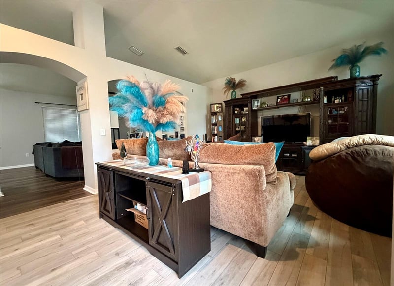 4303 Orange Ridge Ct, Valrico, FL 33596