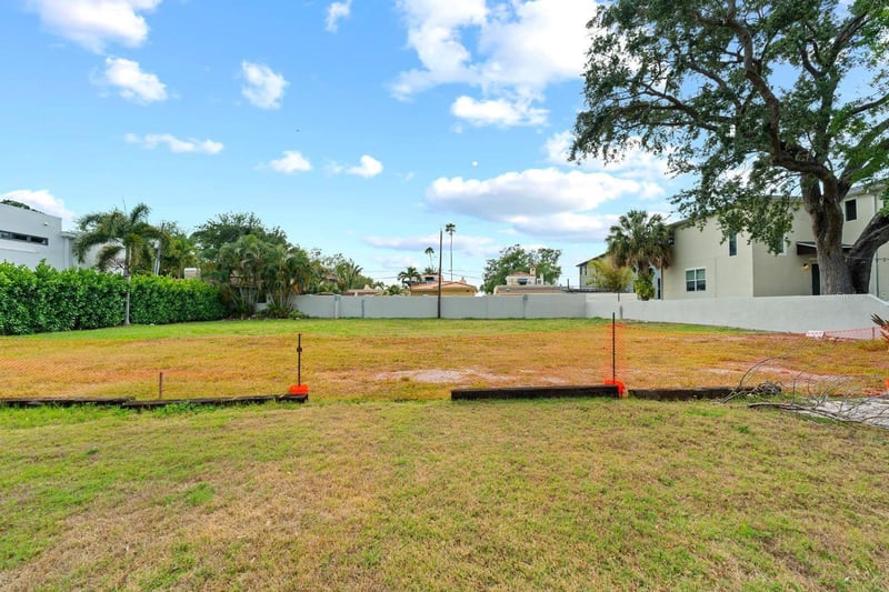 32 Aegean Ave, Tampa, FL 33606