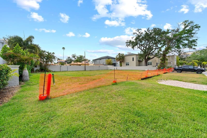 32 Aegean Ave, Tampa, FL 33606
