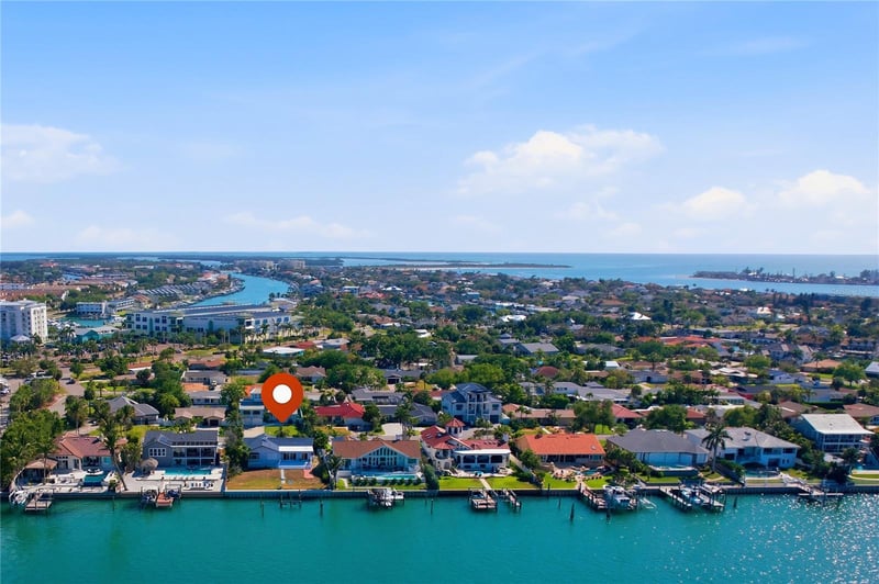 155 1st St, Tierra Verde, FL 33715