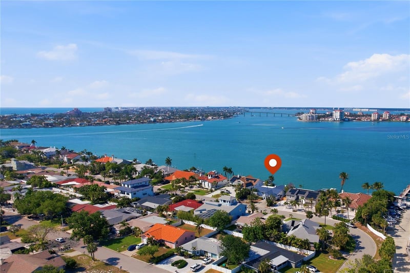 155 1st St, Tierra Verde, FL 33715